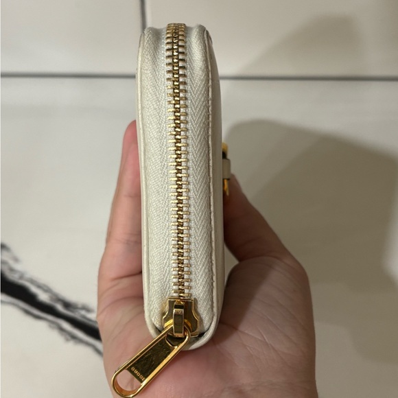 VINTAGE Gucci Horsebit 1955 Zip-around Wallet in Mystic WhiteC - Picture 3 of 8